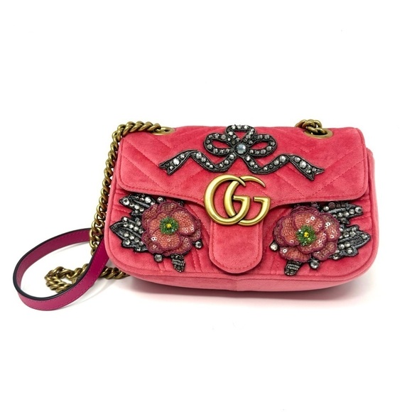 Gucci GG Marmont Fuchsia Velvet Embellished Crossbody Bag – Rare Limited Edition - Picture 4 of 16